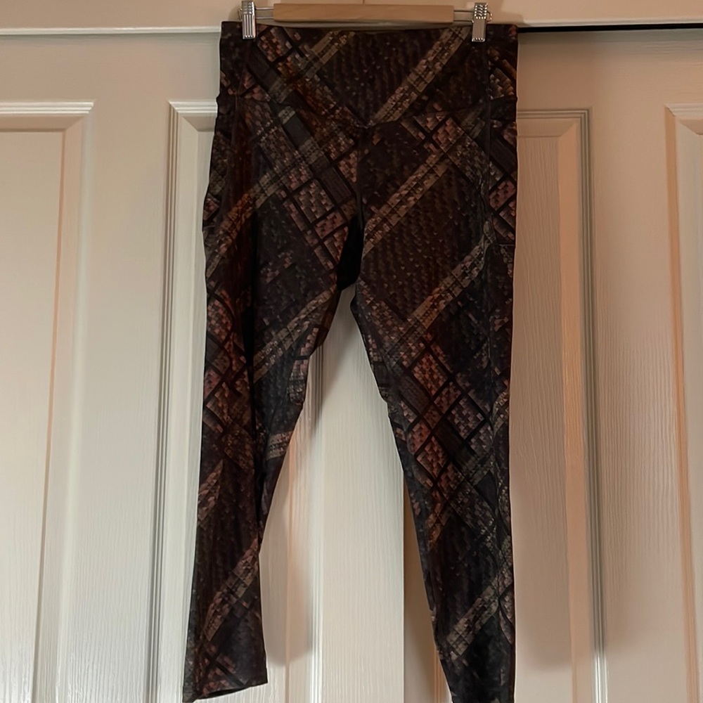 Used C9 Champion Ankle Leggings Size XL